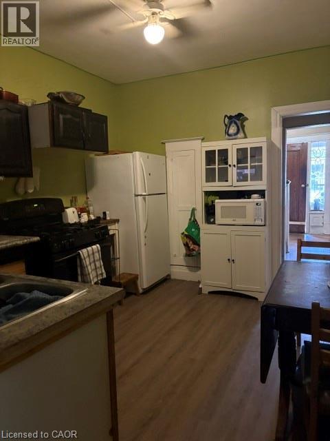 38 SPADINA Avenue - Image 5