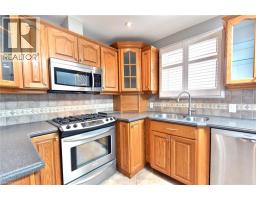 867 Upper Sherman Avenue, Hamilton, ON L8V3N2 Photo 10