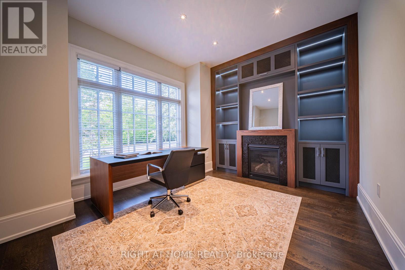 Photo of 2 FINCHLEY ROAD