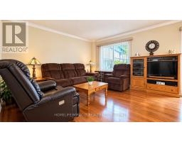 Laundry room - 22 Murdock Drive, Brampton, ON L6X3Y2 Photo 8