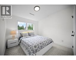 1010 Augusta Avenue, Burnaby, BC V5A2V4 Photo 15