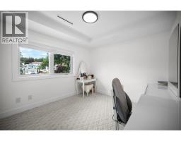 1010 Augusta Avenue, Burnaby, BC V5A2V4 Photo 18