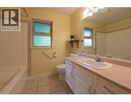 1305 Gower Point Road, Gibsons, BC V0N1V3 Photo 20