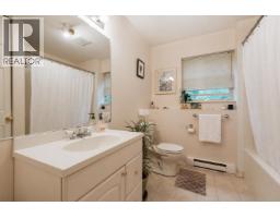 1305 Gower Point Road, Gibsons, BC V0N1V3 Photo 25