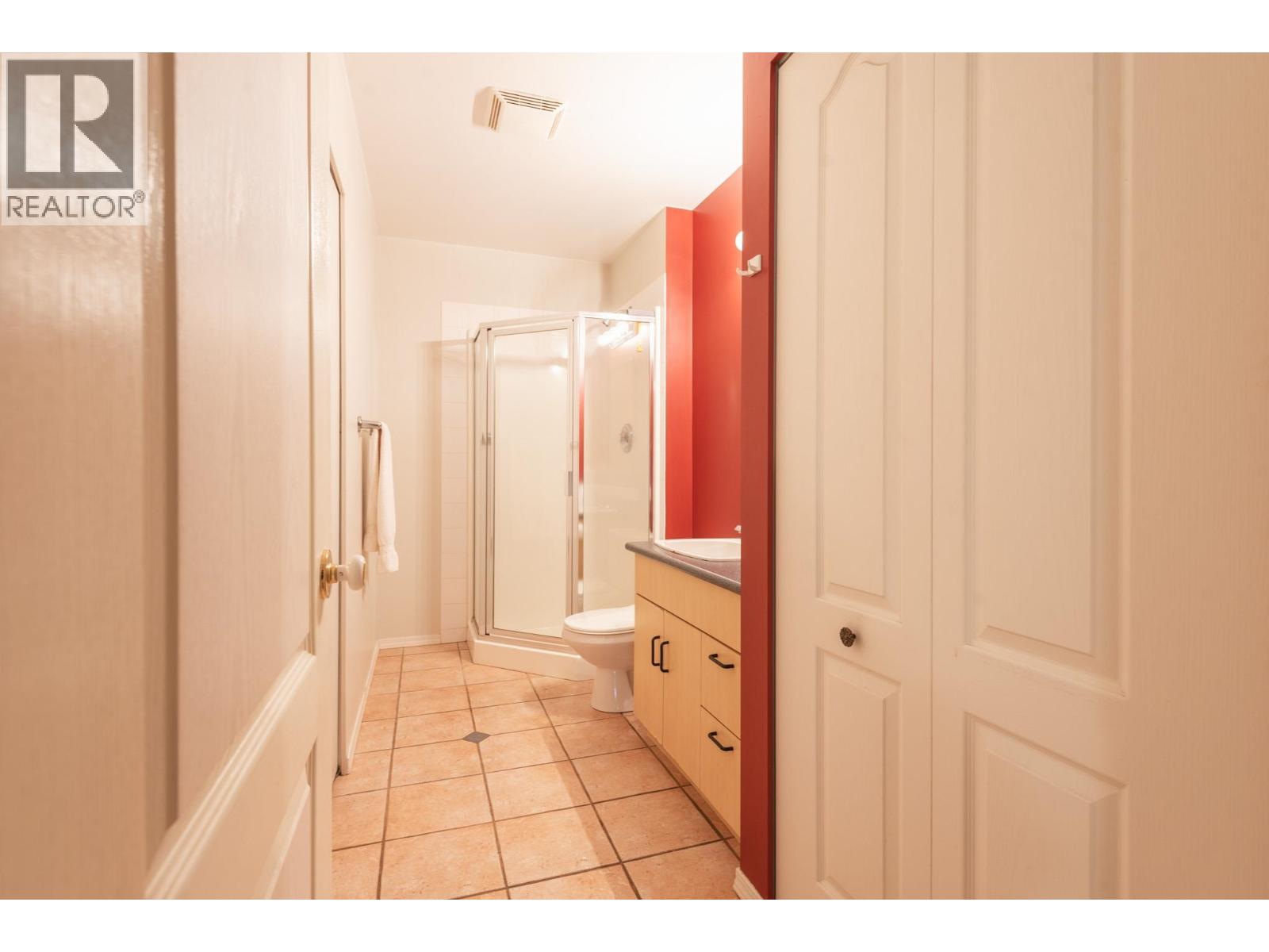 1305 GOWER POINT ROAD, Gibsons