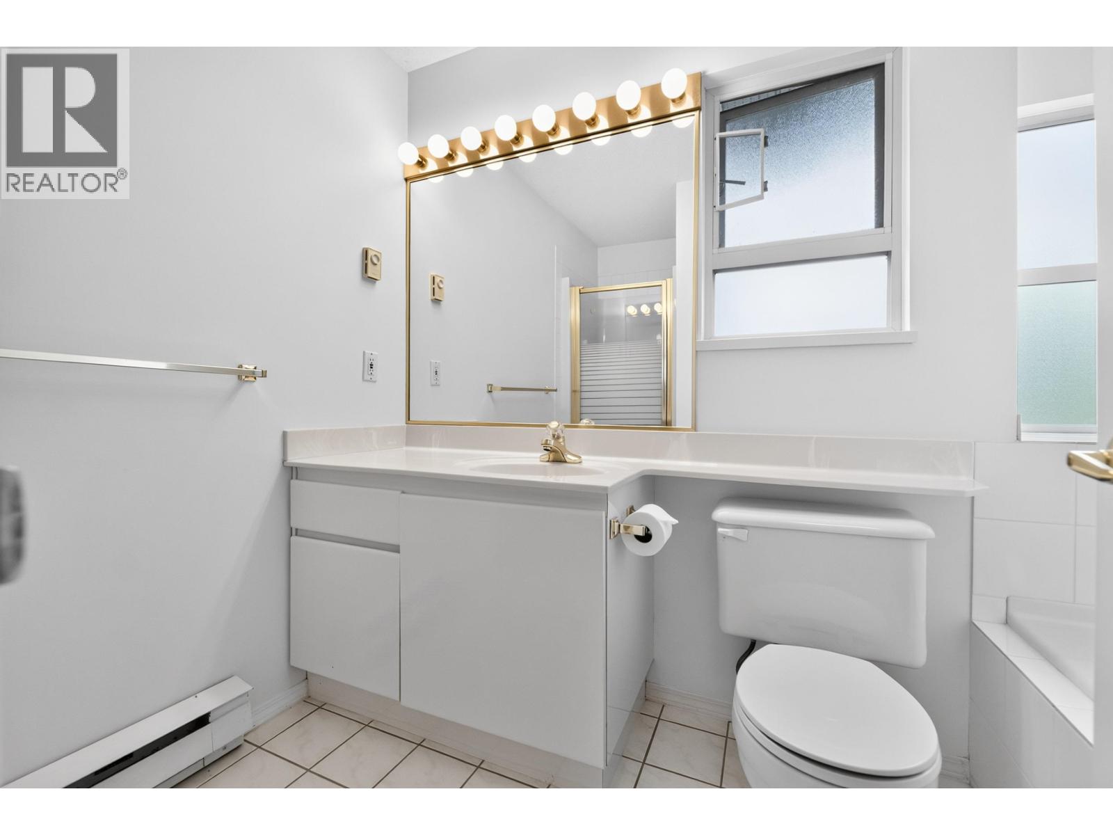1171 O'FLAHERTY GATE, Port Coquitlam