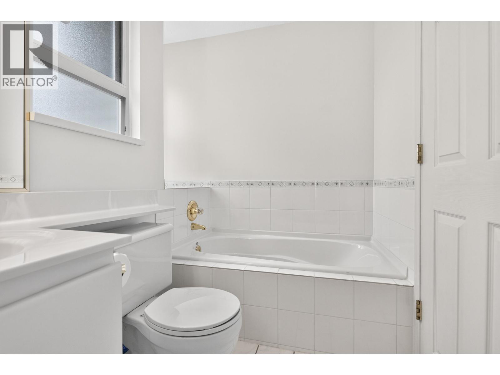 1171 O'FLAHERTY GATE, Port Coquitlam