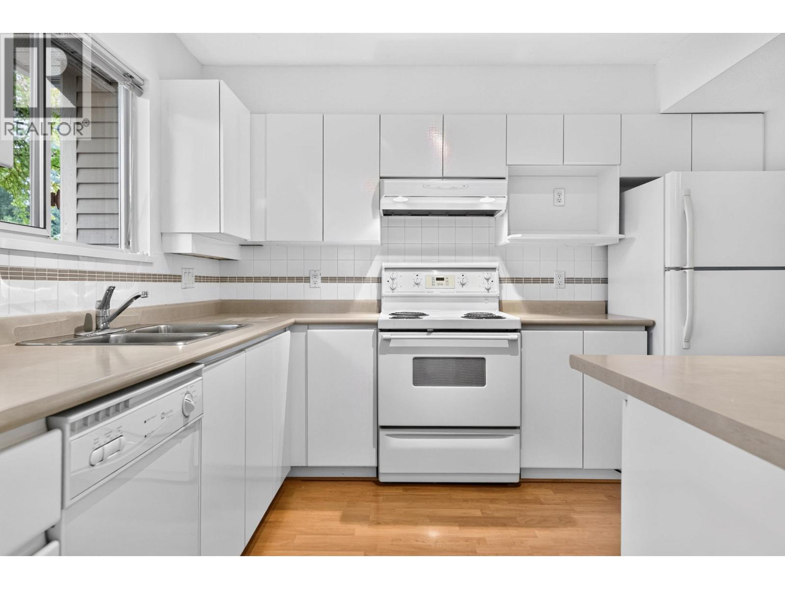 1171 O'FLAHERTY GATE, Port Coquitlam