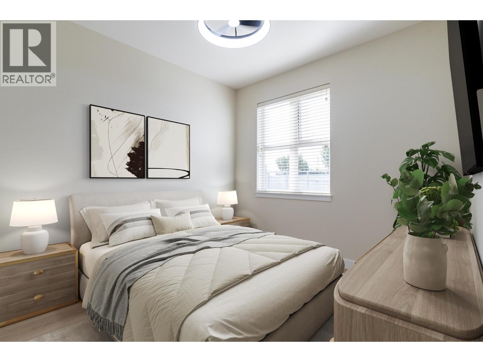 PH9 388 KOOTENAY STREET, Vancouver