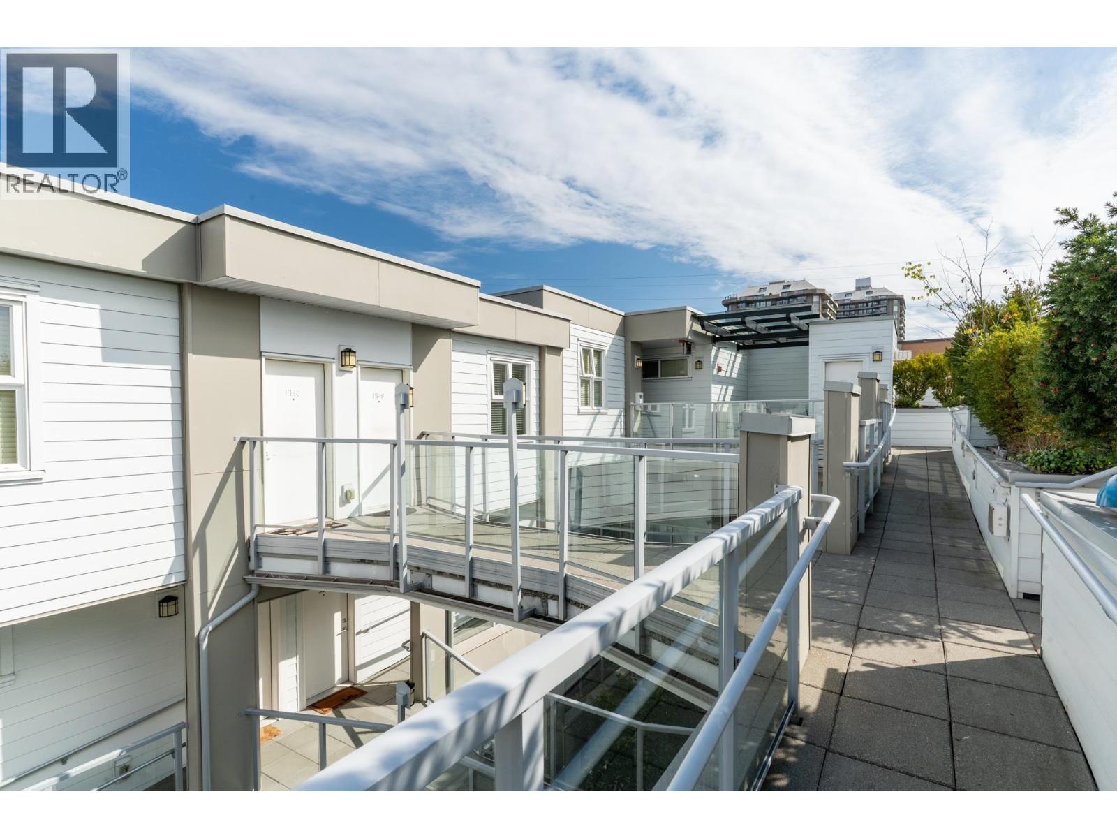 PH9 388 KOOTENAY STREET, Vancouver