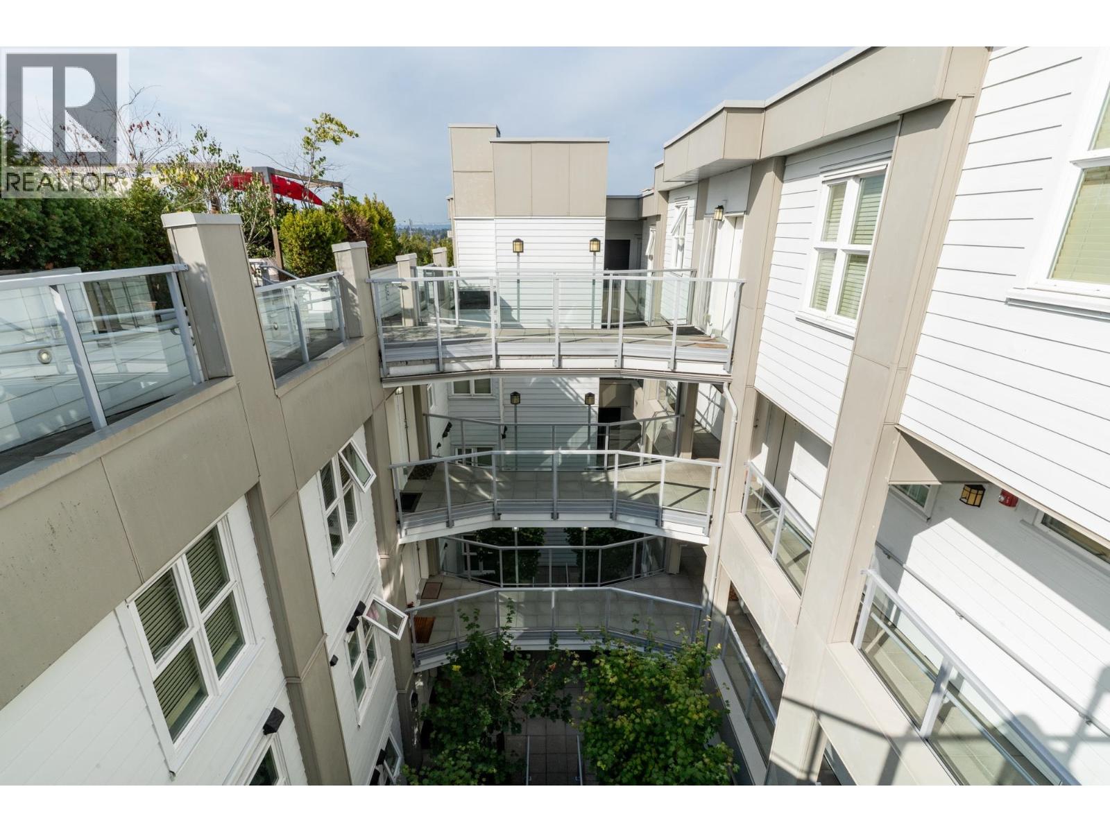 PH9 388 KOOTENAY STREET, Vancouver