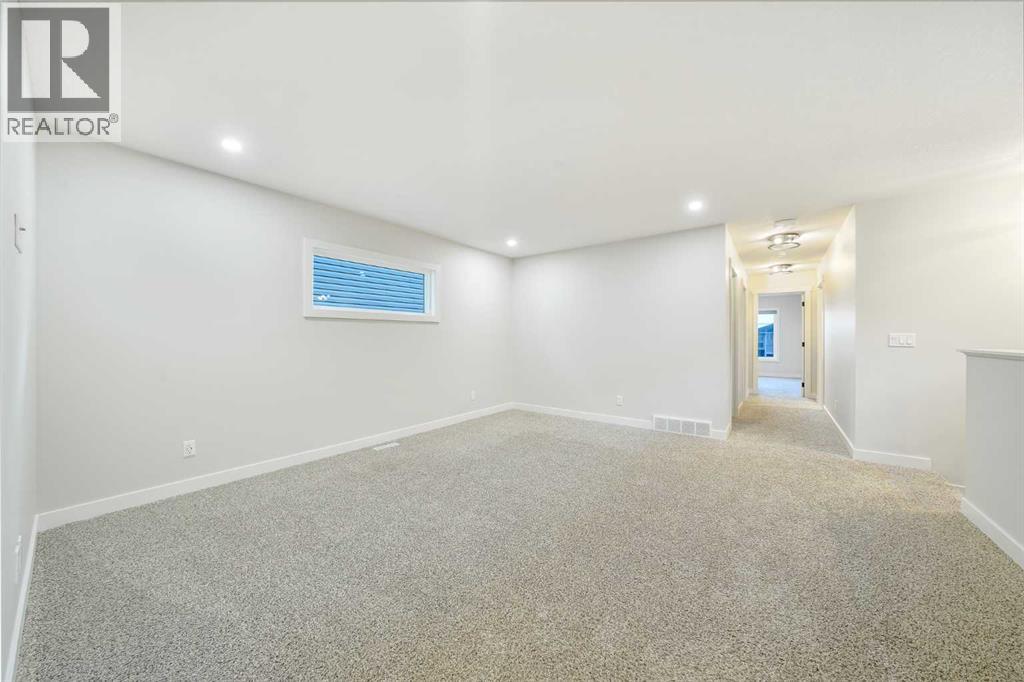 14 Rivercrest Common, Cochrane