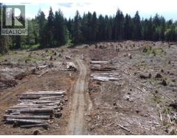2224 Swan Road, Powell River, BC V8A0M9 Photo 12