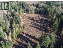 2224 Swan Road, Powell River, BC V8A0M9 Photo 7