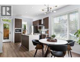 3pc Bathroom - 2002 35 Street Sw, Calgary, AB T3E2X6 Photo 6