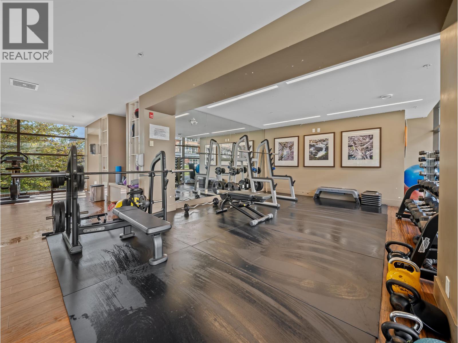 215 3606 ALDERCREST DRIVE, North Vancouver
