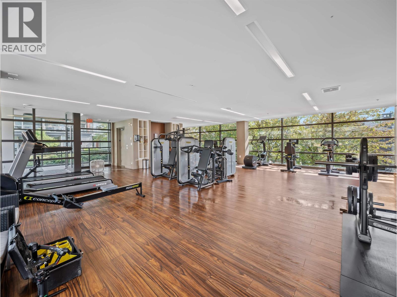 215 3606 ALDERCREST DRIVE, North Vancouver