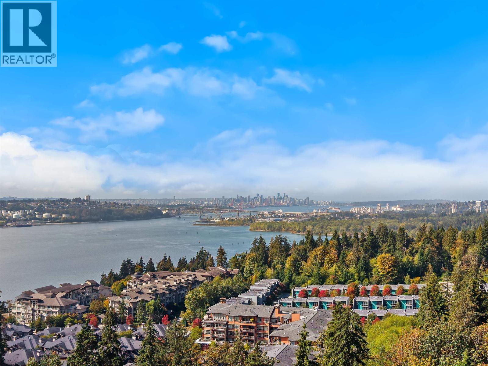 215 3606 ALDERCREST DRIVE, North Vancouver