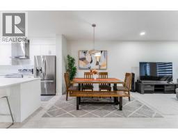 4pc Bathroom - 172 Belmont Green Sw, Calgary, AB T2X4W3 Photo 9