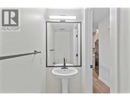 4pc Bathroom - 52 Martin Crossing Rise Ne, Calgary, AB T3J3P1 Photo 6