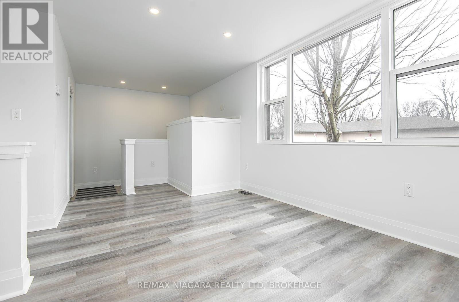120 MAIN STREET W, Port Colborne (Main Street) — photo 3
