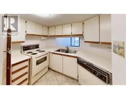 Bathroom - 409 - 77 Maitland Place, Toronto, ON M4Y2V6 Photo 7