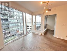 409 - 17 Dundonald Street, Toronto, ON M4Y1K3 Photo 9