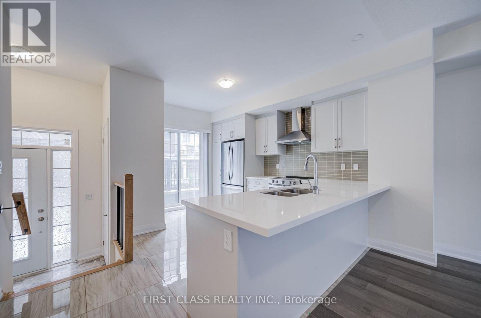 97 CLIPPERS CRESCENT, Whitchurch-Stouffville (Stouffville) — photo 10