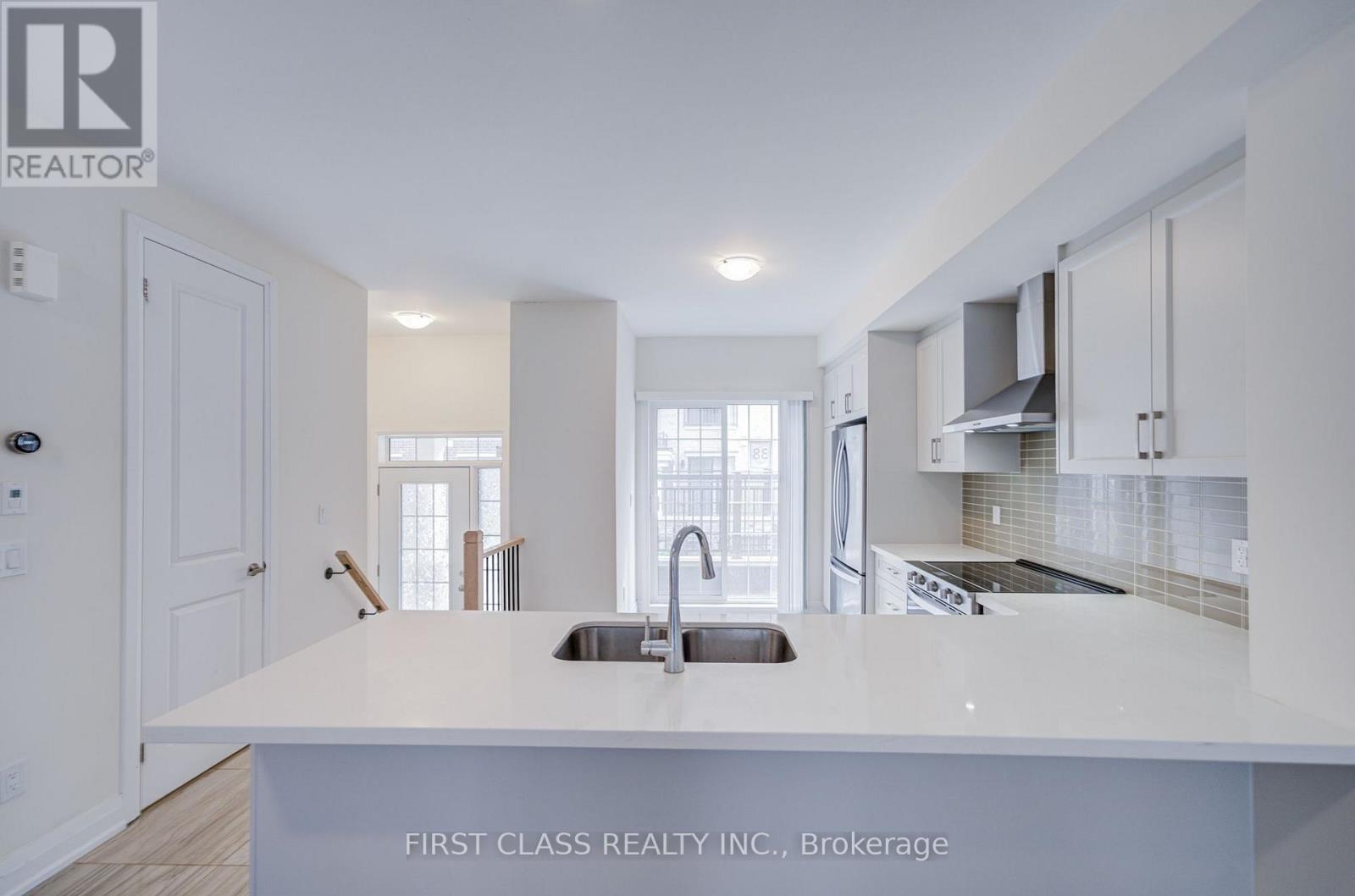 97 CLIPPERS CRESCENT, Whitchurch-Stouffville (Stouffville) — photo 11