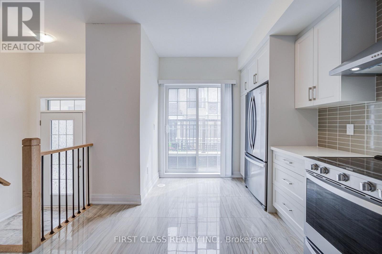 97 CLIPPERS CRESCENT, Whitchurch-Stouffville (Stouffville) — photo 12