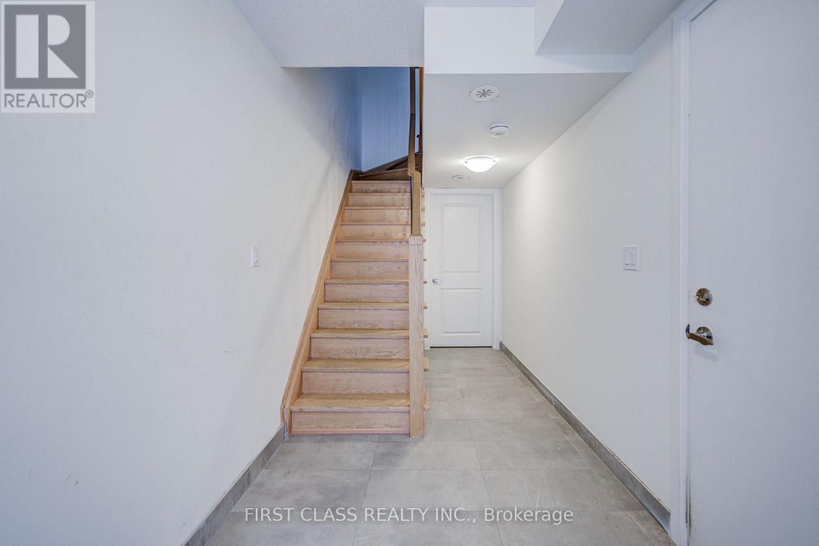 97 CLIPPERS CRESCENT, Whitchurch-Stouffville (Stouffville) — photo 5