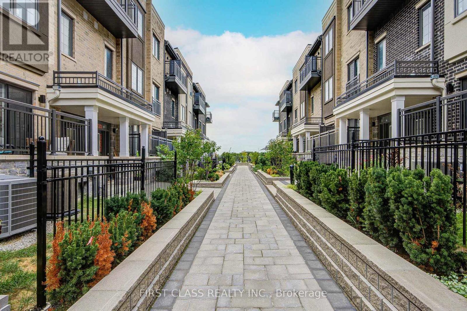 97 CLIPPERS CRESCENT, Whitchurch-Stouffville (Stouffville) — photo 6