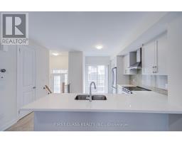 97 Clippers Crescent, Whitchurch Stouffville, ON L4A4X7 Photo 11