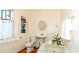 121 Mulcaster Street, Barrie, ON L4M3M8 Photo 22