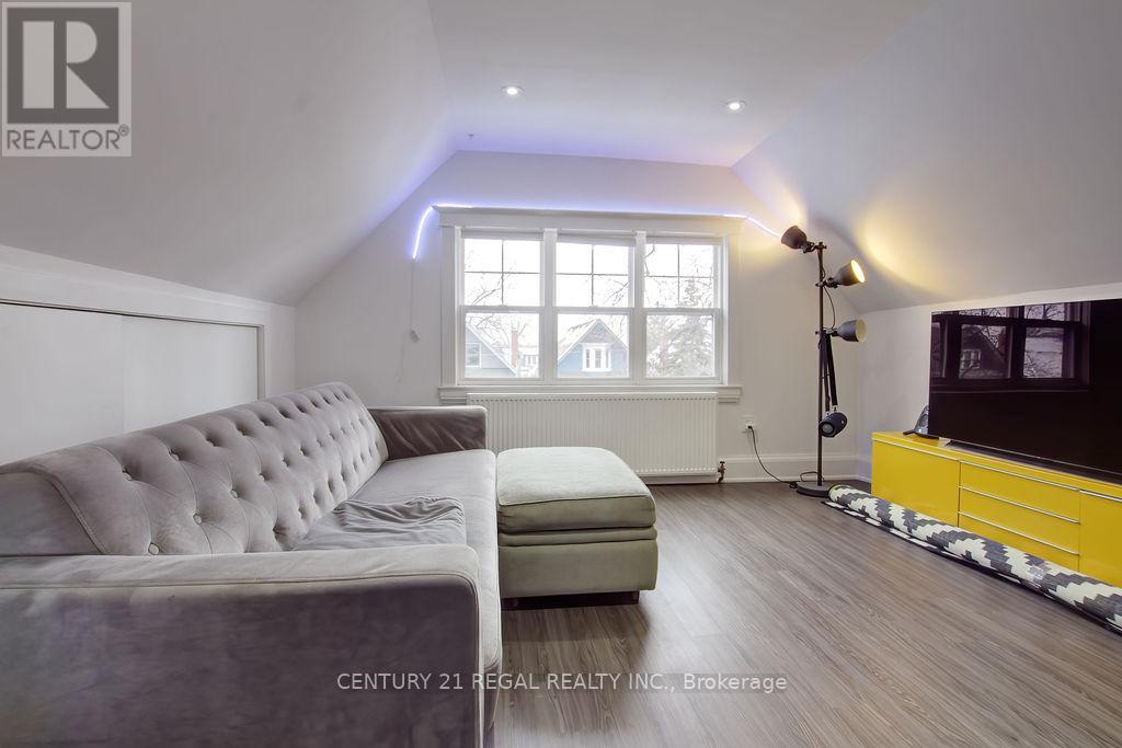 186 GRENADIER ROAD, Toronto (High Park-Swansea) — photo 9