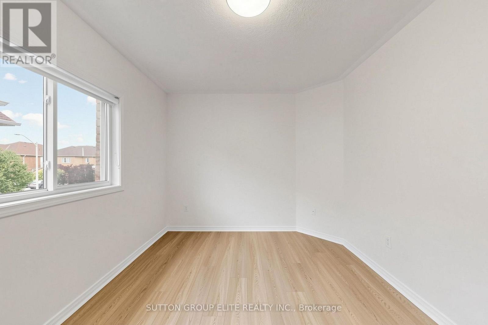 5684 VOLPE AVENUE, Mississauga (East Credit) — photo 12