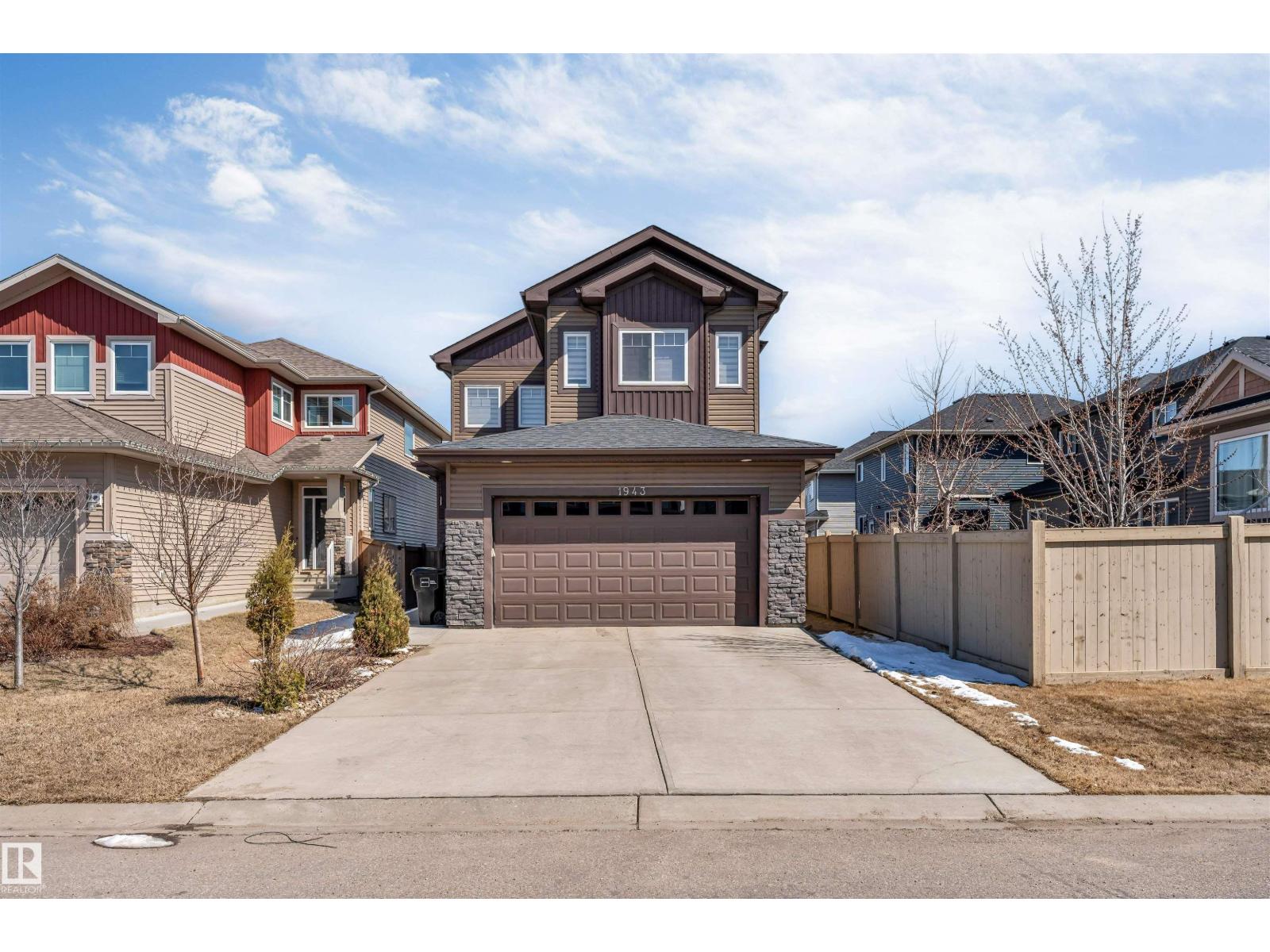1943 Adamson Tc SW, Allard — photo 1 of 30