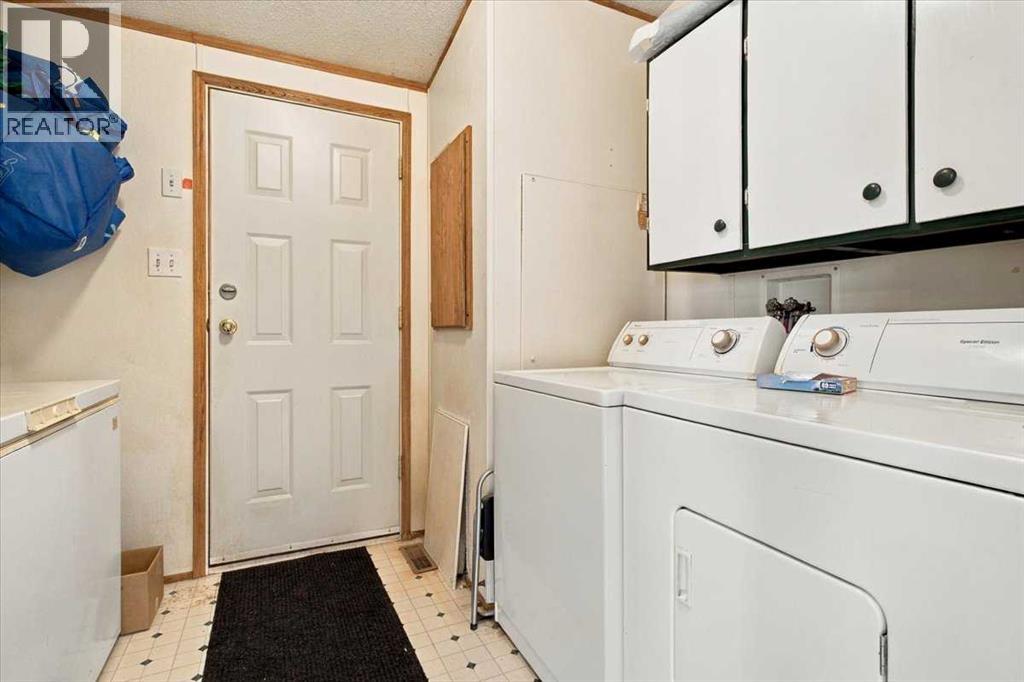 124 Clark Crescent - Image 16