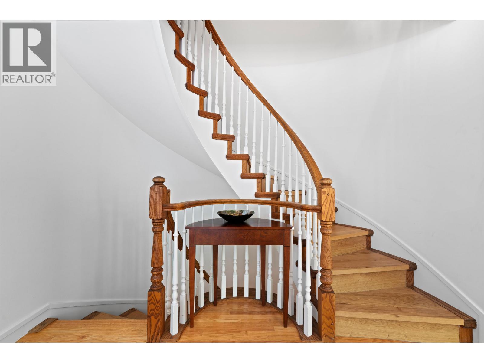 2 Bed, 3 Bath Apartment for Sale in Vancouver – 102 2128 W 43RD AVENUE, Vancouver – MLS# R3148891 - Image 25