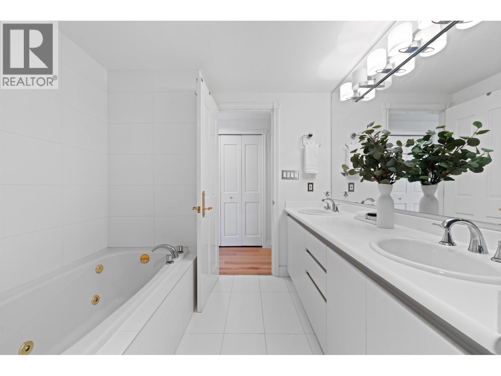 2 Bed, 3 Bath Apartment for Sale in Vancouver – 102 2128 W 43RD AVENUE, Vancouver – MLS# R3148891 - Image 37