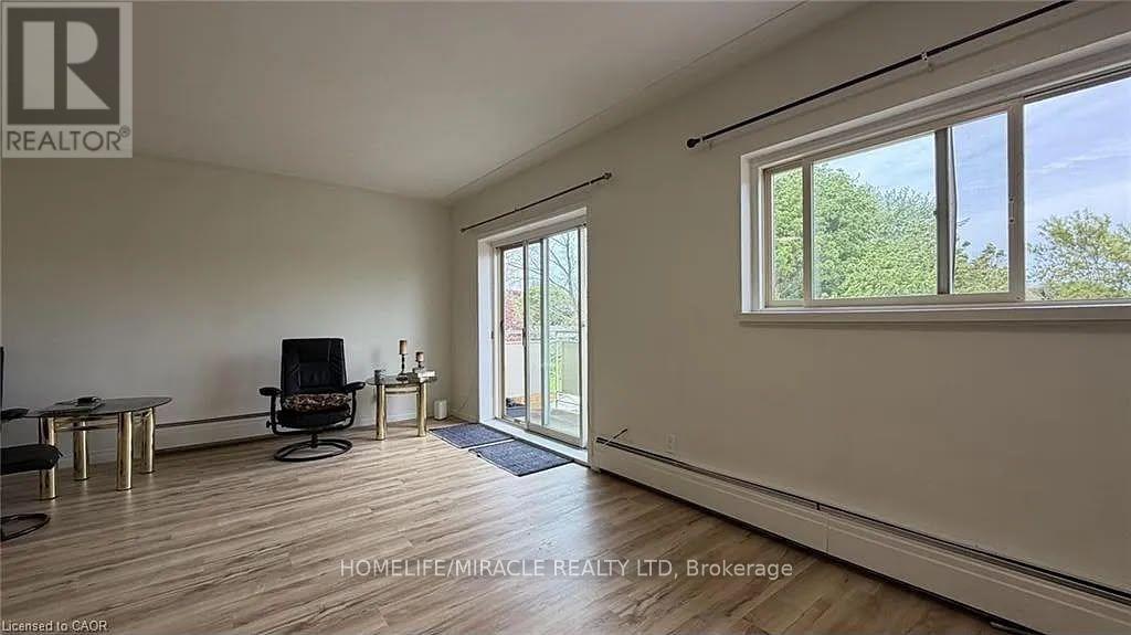 202 - 206 INDIAN ROAD, Kitchener — photo 5