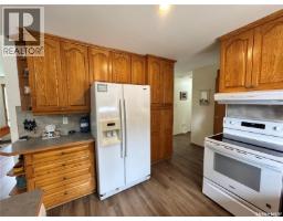 3pc Bathroom - 616 8th Avenue W, Biggar, SK S0K0M0 Photo 10
