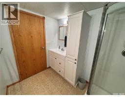 616 8th Avenue W, Biggar, SK S0K0M0 Photo 31
