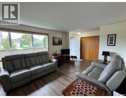 4pc Bathroom - 616 8th Avenue W, Biggar, SK S0K0M0 Photo 6