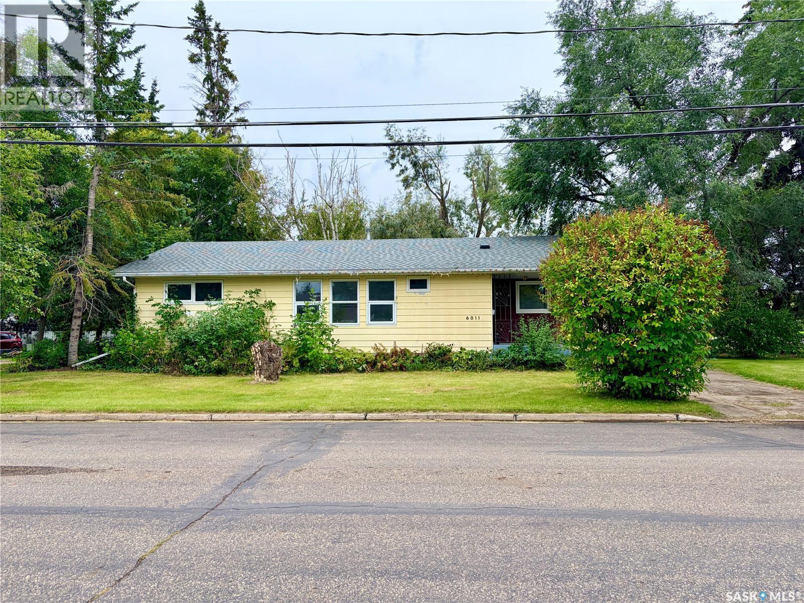 6011 5th STREET W, Rosthern — photo 3