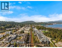 215 3606 Aldercrest Drive, North Vancouver, BC V7G0A3 Photo 30