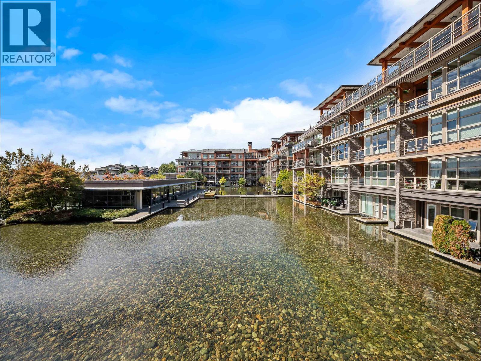 215 3606 ALDERCREST DRIVE, North Vancouver