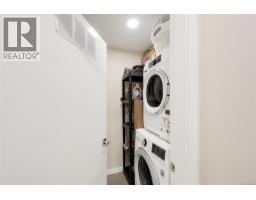 301 881 Short St, Saanich, BC V8P2L3 Photo 37