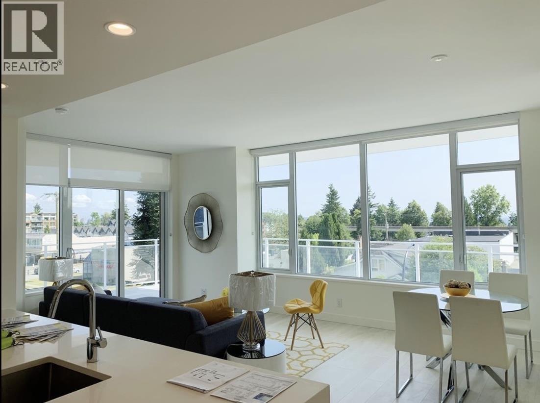 404 5051 IMPERIAL STREET, Burnaby