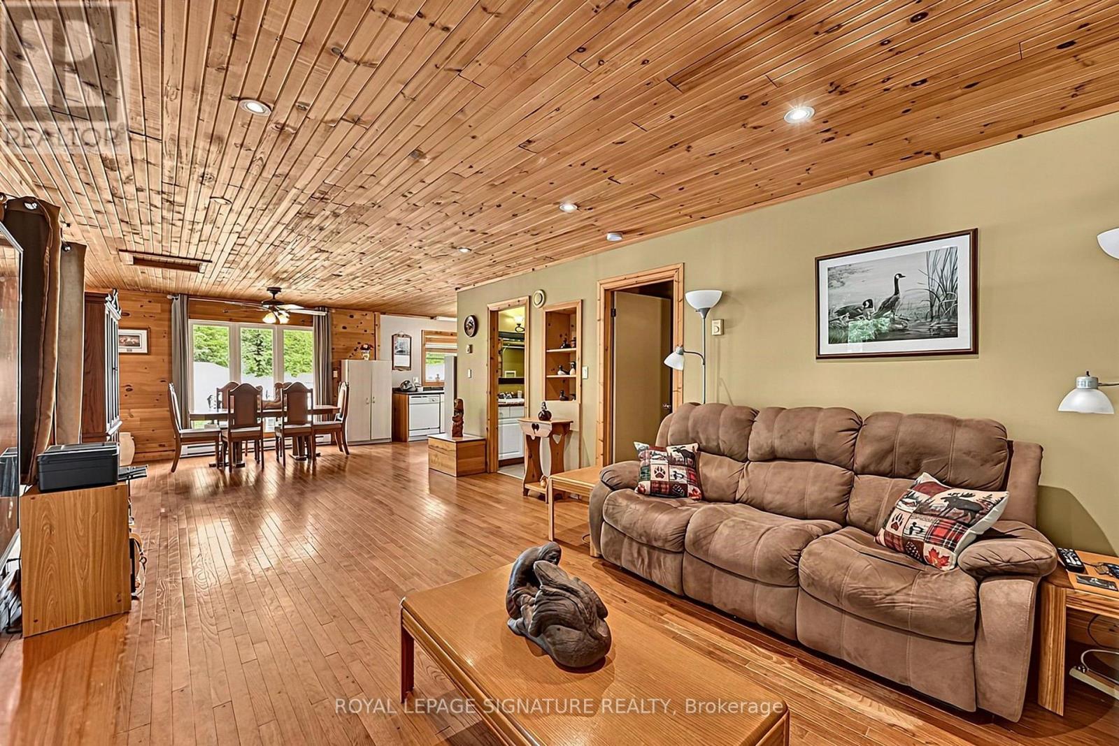 4177 KENNISIS LAKE ROAD - 16